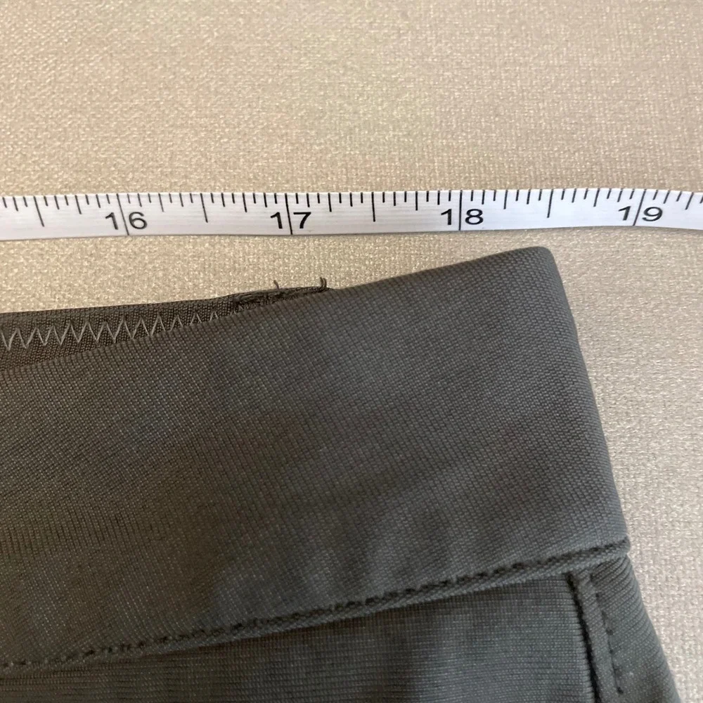 Vuori Meta Pant Mens 36 Dark Olive Green Slim Taper Technical Chino V430 Stretch